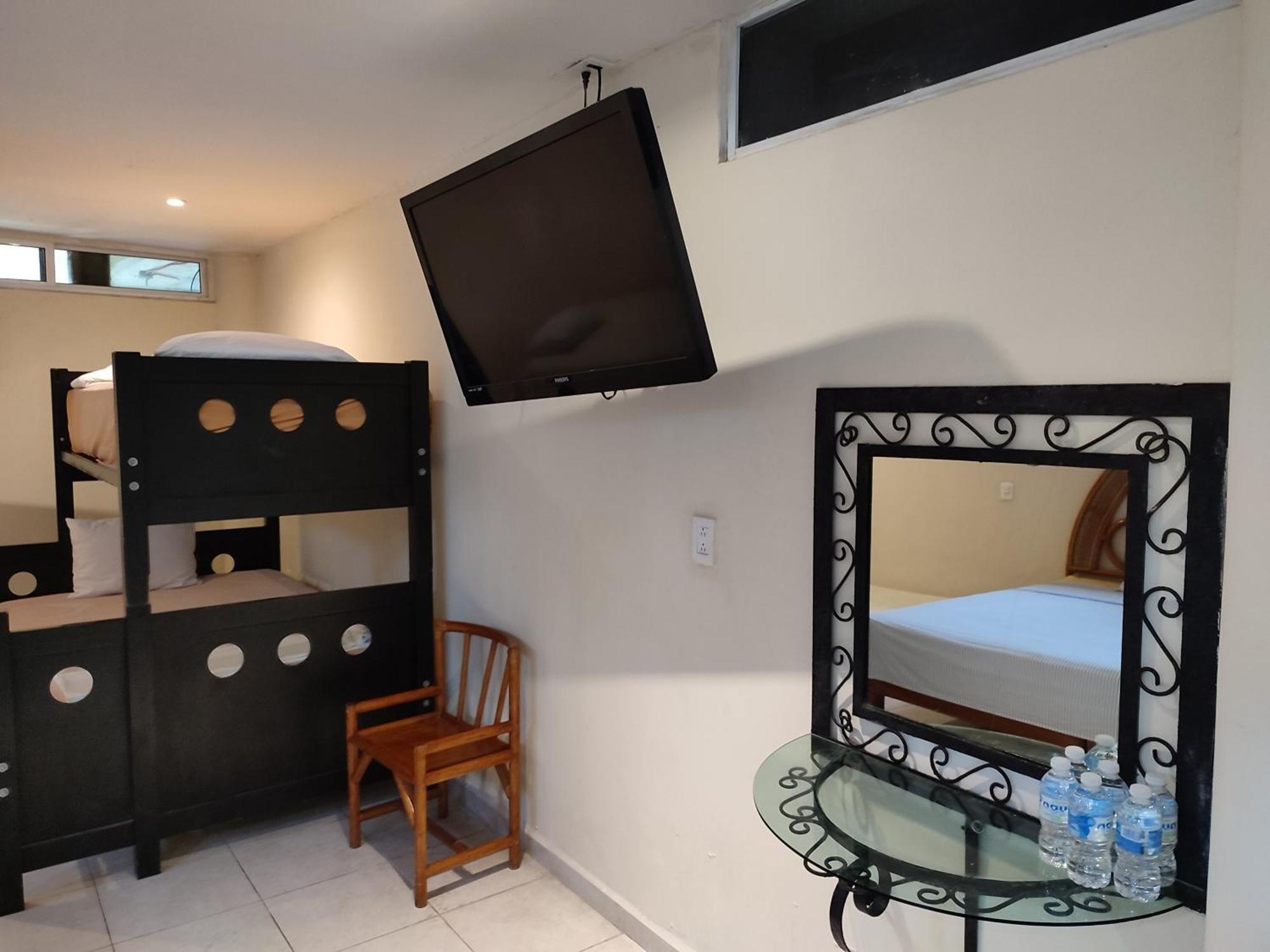 Ashly Boulevard Acapulco Buitenkant foto